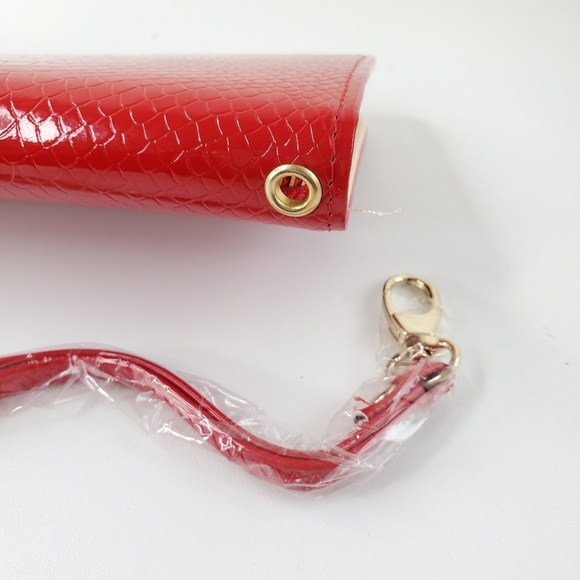 Ladies Red Patent Leather Stunning Wallet - Picture 4 of 7